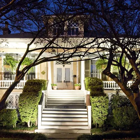 Southern Comfort Bed And Breakfast